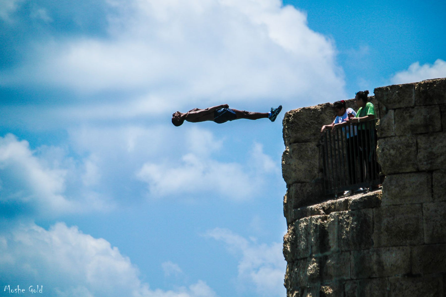 Jumping off the ancient walls of Acer (Akko)